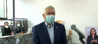 Ministro Paris calificó de "fiesta democrática" el desarrollo del Plebiscito Nacional