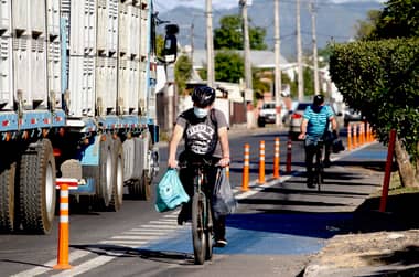 Aumento de ciclovías en Curicó pretende dar más seguridad a ciclistas de la comuna