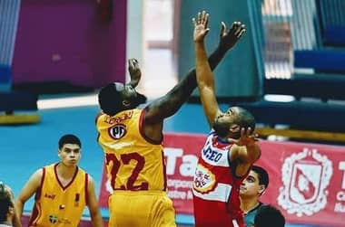Liceo asegura al cubano Ángel Ibáñez para la temporada 2021