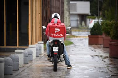 SERNAC demanda a apps de delivery por propinas engañosas