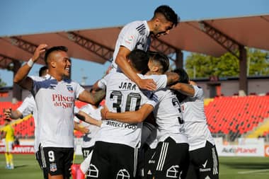 Colo Colo se queda en Primera tras derrotar y condenar al descenso a Universidad de Concepción