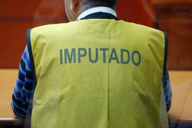Juez acusado de hurto quedó con prohibición de acercarse a un supermercado Jumbo en todo el país