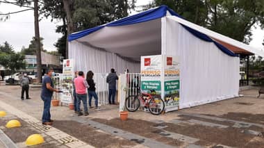 Municipio de Romeral llamó a obtener permiso de circulación en la Plaza de Armas