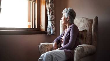 Soledad y abandono: la realidad de la tercera edad en pandemia