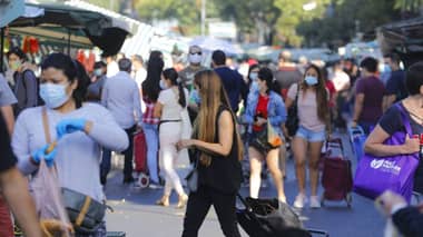 Encuesta Cadem: 41% de los sondeados señaló que pertenece a la "clase media baja”