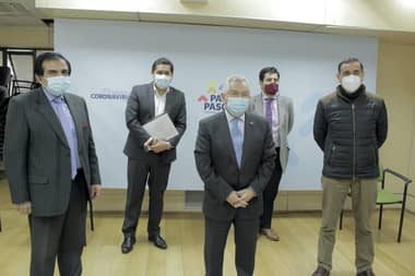 Alcaldes del Maule se reunieron con ministro de Salud para entregar propuestas sobre medidas sanitarias