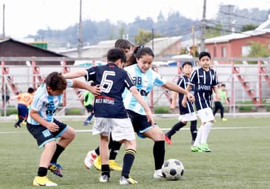 Comenzó el Torneo “Esperanzas de Curicó” en el Estadio ANFA