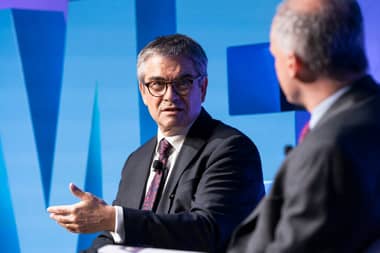 Ministro Marcel anuncia alza en precio de combustibles esta semana