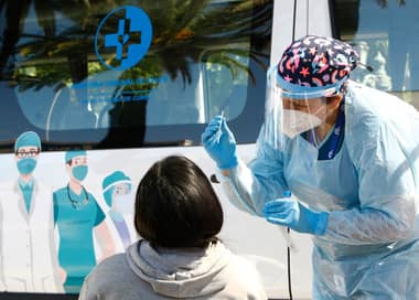 Casos positivos de Covid-19 detectados en SAR de Curicó tienen preferencia en residencias sanitarias