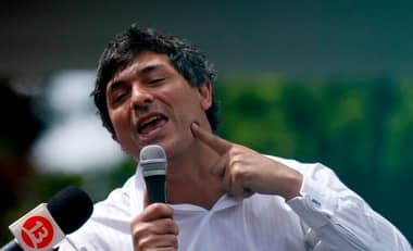 Tribunal de Santiago fijó en $122 millones deuda de Parisi por pensión de alimentos