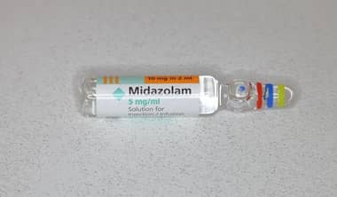 Madre de niña con enfermedad crónica pide acceso a medicamento que solo llega a hospitales