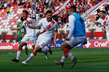 Héroe del agónico gol ante Cobresal dice adiós a Curicó Unido