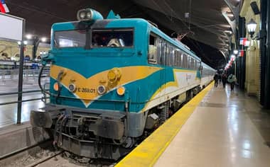 Recorrido inaugural del tren Santiago-Concepción fue suspendido por robo de cables en Teno