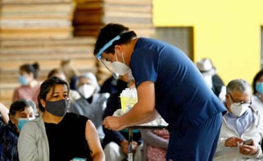 Dirección de Salud de Curicó anuncia cambios en centros de vacunación desde el 28 de febrero