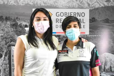 Gobernadora regional se reunió con deportistas de Licantén y Romeral