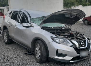 Seis sujetos que huían en auto robado se volcaron y fueron detenidos en Curicó