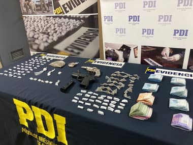 PDI de Talca detuvo a tres personas por microtráfico de drogas y porte de un arma de fuego