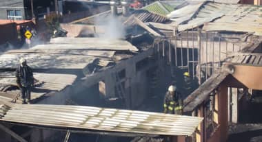 Incendio destruyó Escuela Gerónimo Lagos de San Javier y Gobierno Regional comprometió recursos para recuperarla