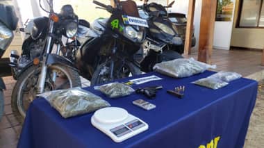 PDI de Curicó detuvo a seis sujetos por delitos de receptación e infracción a la ley de drogas