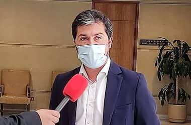 Diputado Hugo Rey aseguró que aprobará quinto retiro del 10% y criticó proyecto del Gobierno