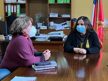 Seremi de la Mujer y Equidad de Género se reunió con alcaldesa de Hualañé