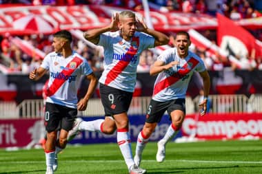 La fiesta es curicana en La Granja