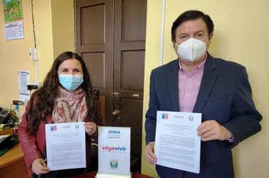 Municipio de Hualañé firmó convenio con Senda Previene Maule para realizar plan en la comuna