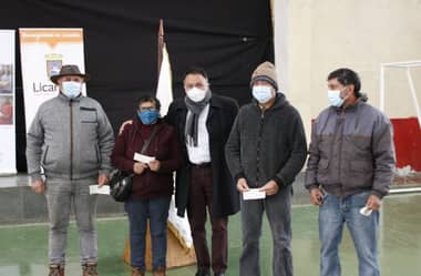 Indap entregó apoyos del programa “Siembra Por Chile” a agricultores de Hualañé, Vichuquén y Licantén