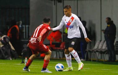 Dura derrota albirroja en el clásico en Chillán