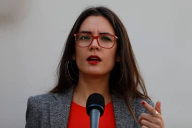 Ministra Vallejo por quema de bus e incendio en Instituto Nacional: "No entienden las necesidades del pueblo de Chile"