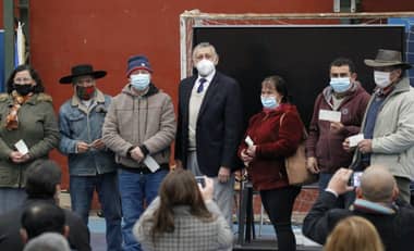 Indap entregó recursos a ochenta agricultores de la comuna de Rauco