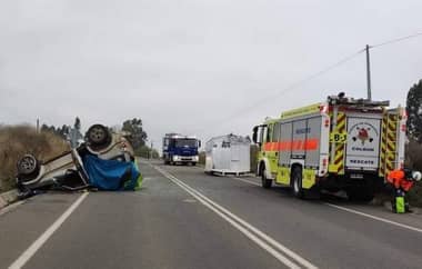 Colisión entre camión y automóvil en San Clemente dejó dos personas fallecidas y seis lesionadas