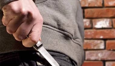 Hombre quedó en estado grave tras ser atacado con un cuchillo en Curicó