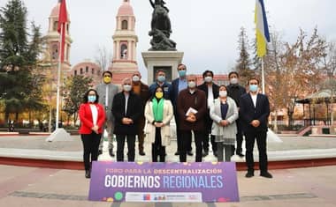 Gobernadora Regional del Maule participó en Foro de Descentralización