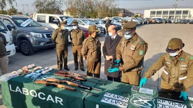 Operativo policial en el Maule y Santiago termina con 17 detenidos por receptación de vehículos robados