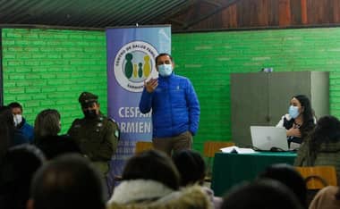 Vecinos de Rincón de Sarmiento y municipio de Curicó coordinan acciones para resolver problemáticas del sector