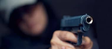 Hombre armado asaltó servicentro Shell de Santa Fe