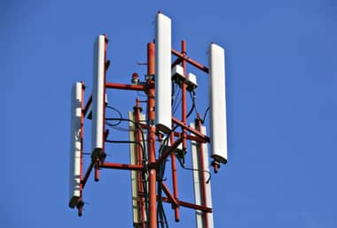 Vecinos de Hualañé rechazan instalación de antena de telefonía móvil en el centro de la ciudad