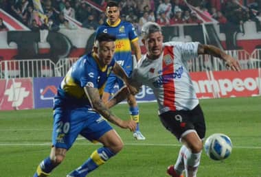 Un irreconocible Curicó Unido es goleado en La Granja