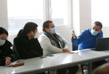 Autoridades y dirigentes vecinales recibieron información de avances del nuevo Hospital de Curicó