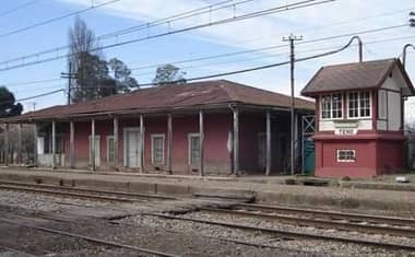 Pedirán al Presidente Boric que trenes se detengan en histórica estación de Teno