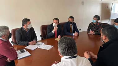 Autoridades y vecinos de Camarico e Itahue buscan soluciones por doble pago de peaje