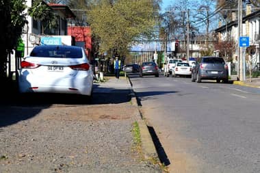 En octubre comenzará nuevo proyecto de reposición de veredas en Curicó