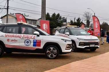 Dos camionetas se suman a seguridad pública de Molina