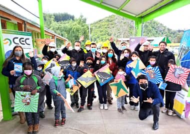 La CEC y autoridades advierten de peligros al usar hilo envidriado