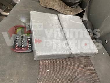 Volcamiento carretero termina con traficante de drogas detenido frente a Lontué