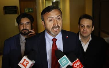 PDG expulsó de la bancada al diputado Francisco Pulgar y a otros tres parlamentarios