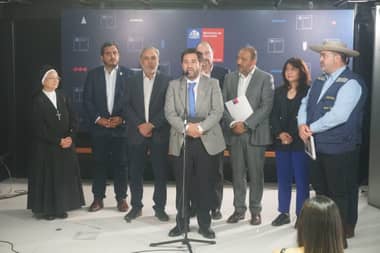 Alcalde Bernardo Vásquez: “Reinsertar a los alumnos en los establecimientos educacionales debe ser un tema país”