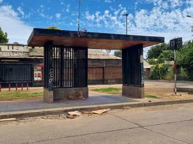 Grave denuncia de vecino de población Santa Lucía: “garitas están convertidas en moteles”