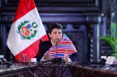 Presidente de Perú, Pedro Castillo disuelve el Congreso y anuncia "gobierno de excepción"